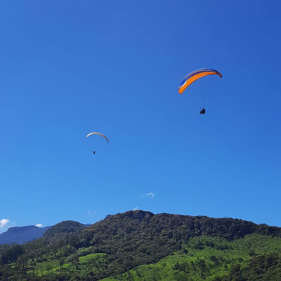 Kandy paragliding with Hiking 